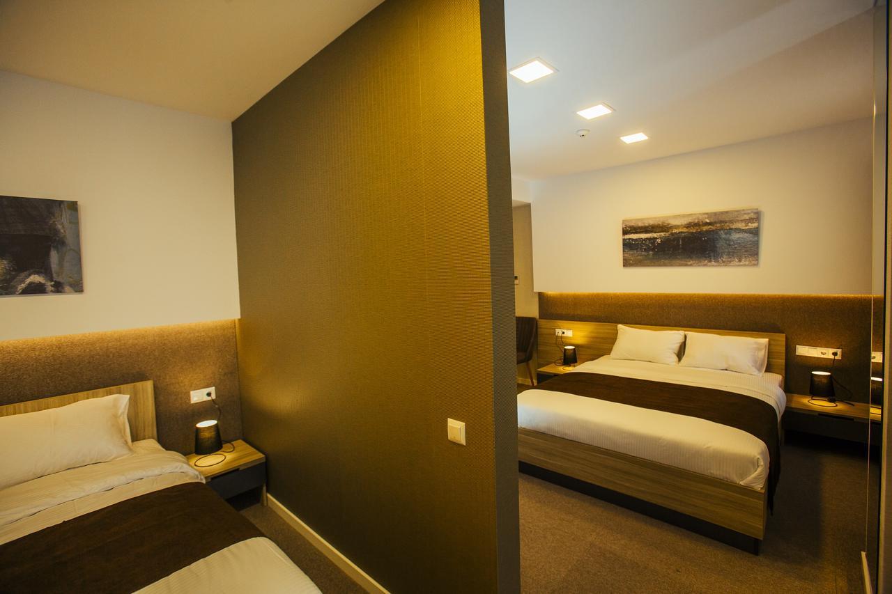 Hotel West Batumi Exterior foto