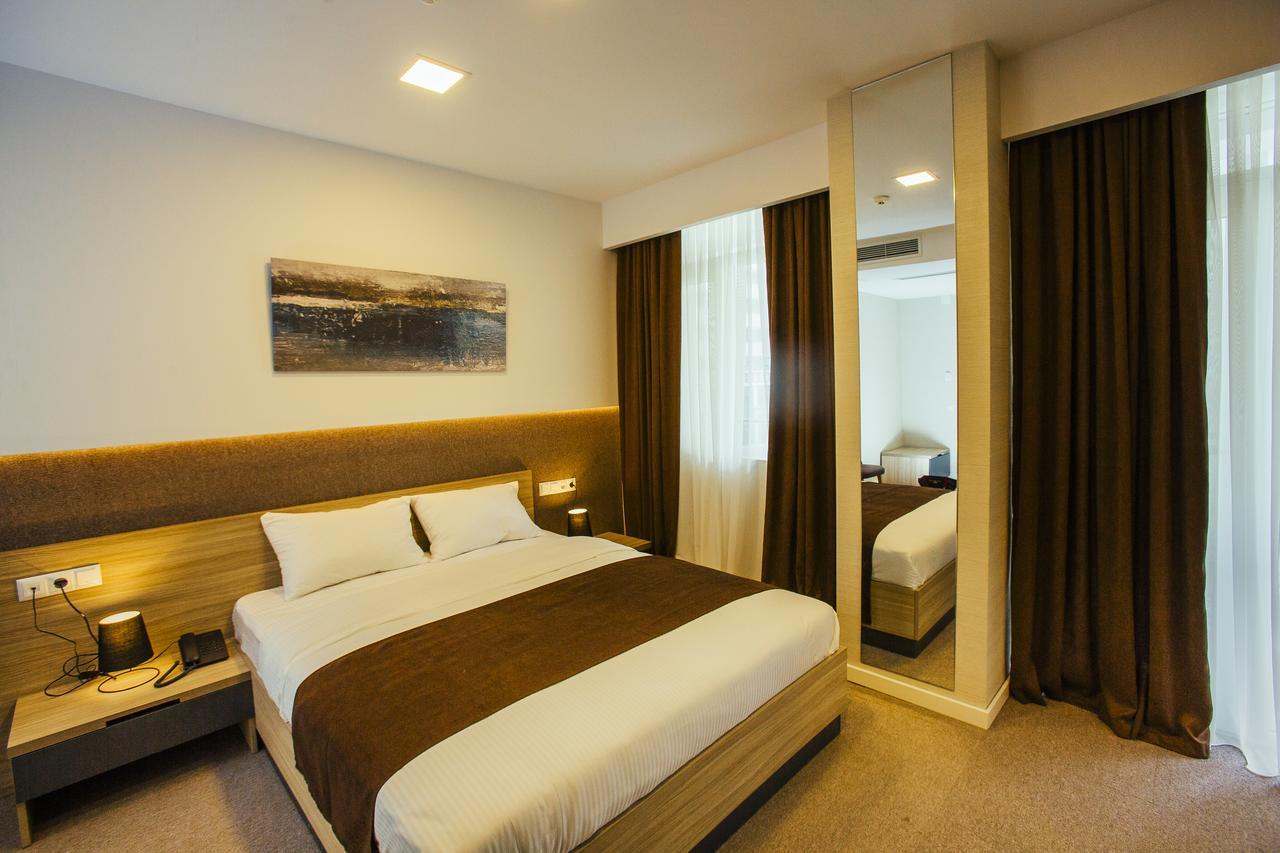 Hotel West Batumi Exterior foto